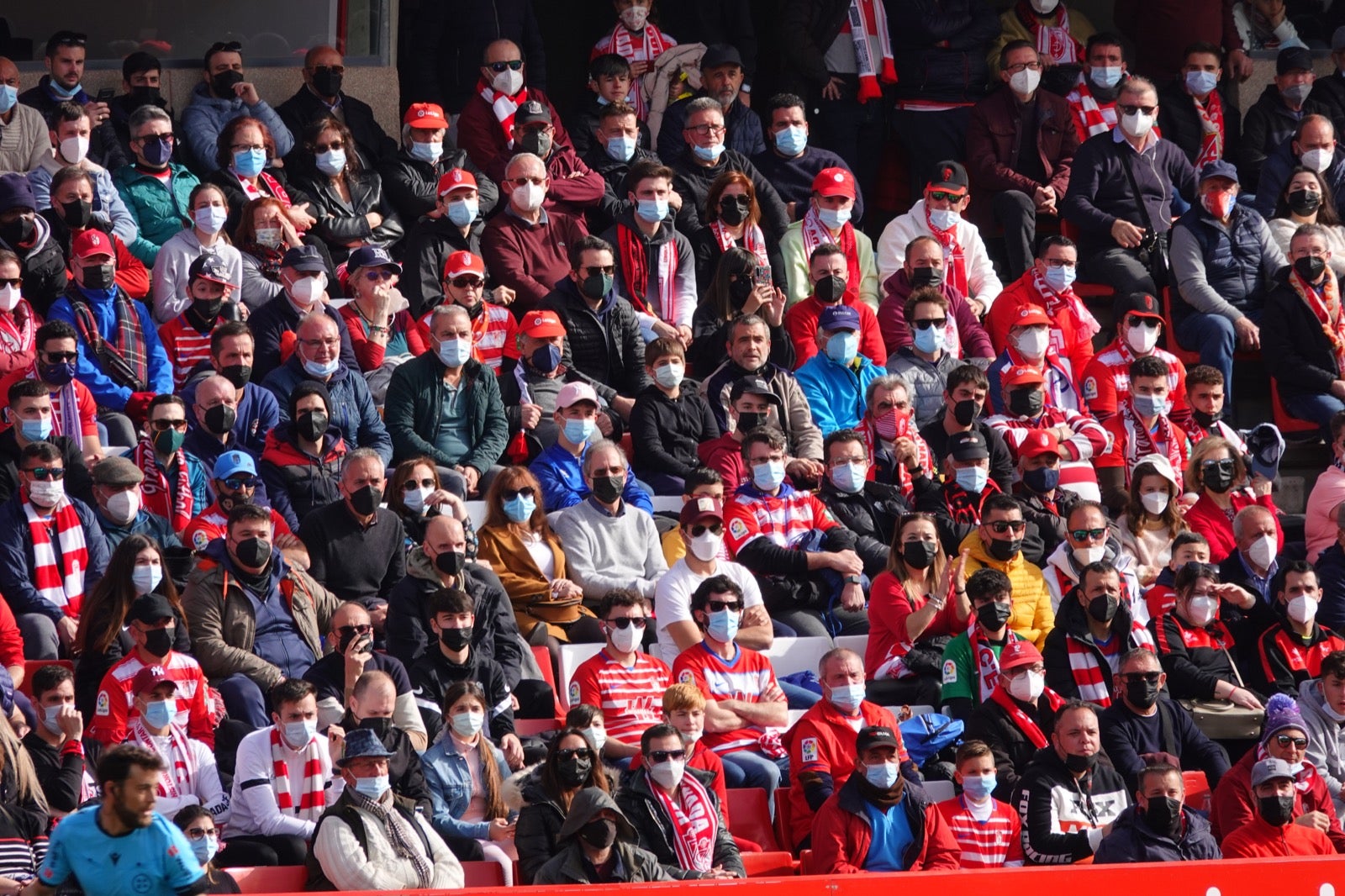 ¿Has estado en el partido entre Granada y Osasuna? Aquí puedes verte en tu localidad