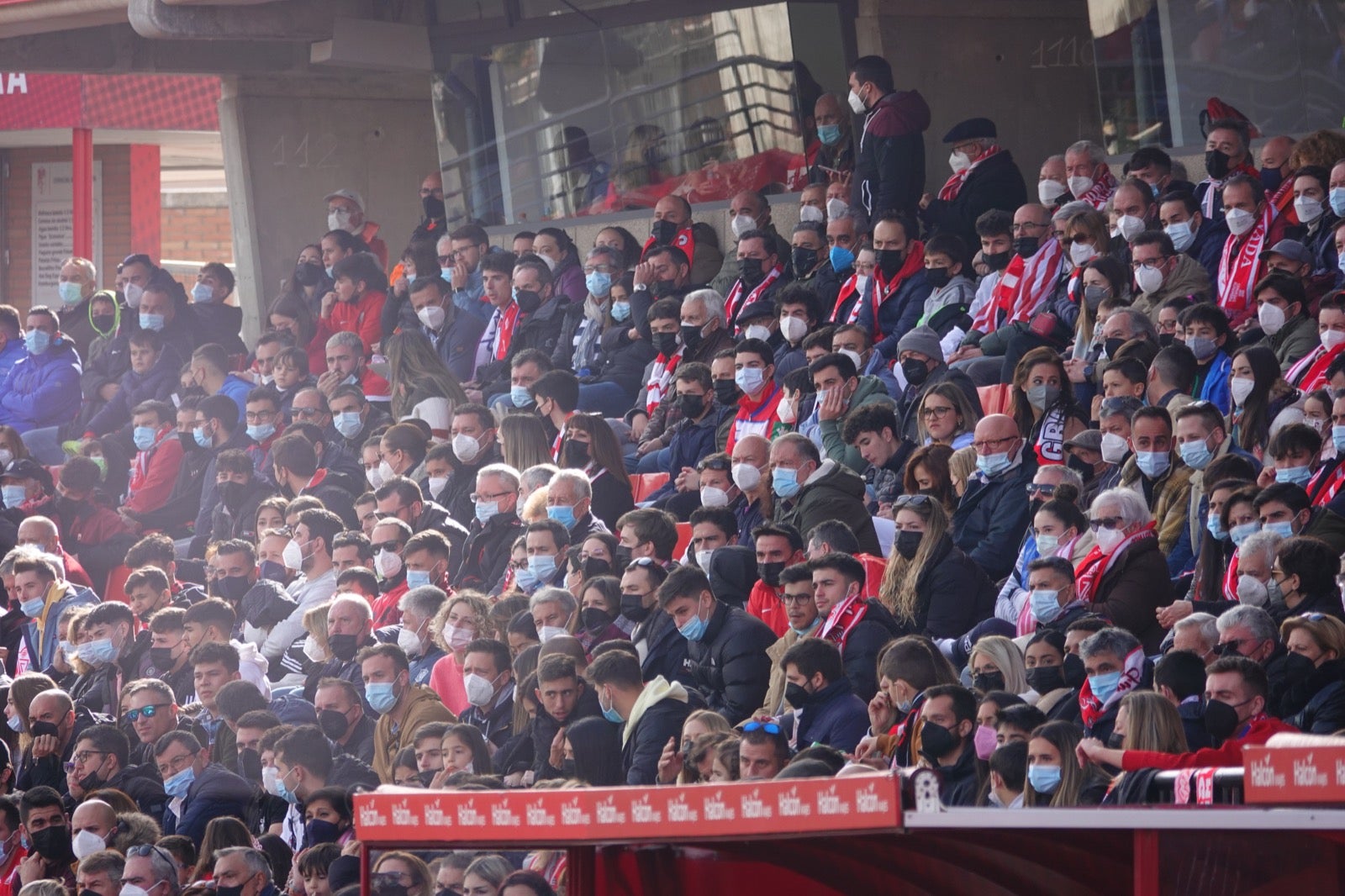 ¿Has estado en el partido entre Granada y Osasuna? Aquí puedes verte en tu localidad