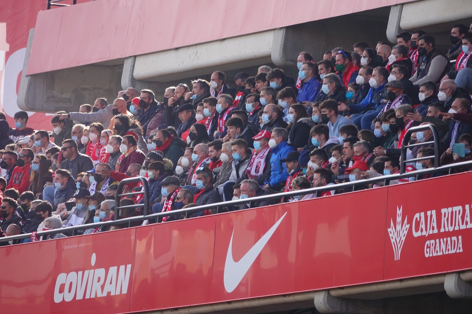 ¿Has estado en el partido entre Granada y Osasuna? Aquí puedes verte en tu localidad