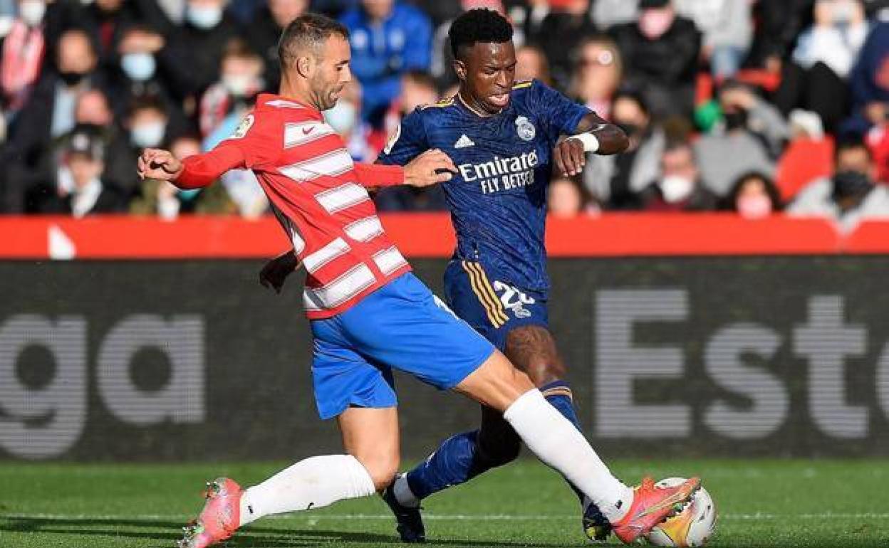 Vinicius se mide a Víctor Díaz en el duelo de la primera vuelta. 