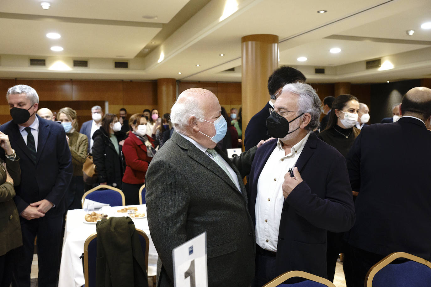 Fotos: Así ha sido el Desayuno IDEAL con el consejero de Salud, Jesús Aguirre