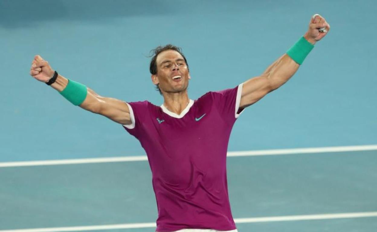 Nadal celebra su victoria en el Abierto de Australia. 