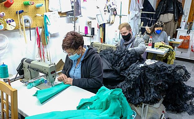 Imagen principal - Ultimando la colección. 