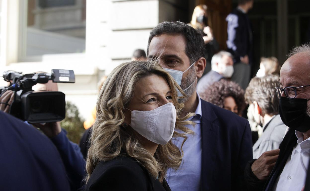 La ministra Yolanda Díaz a su entrada al Congreso de los Diputados.