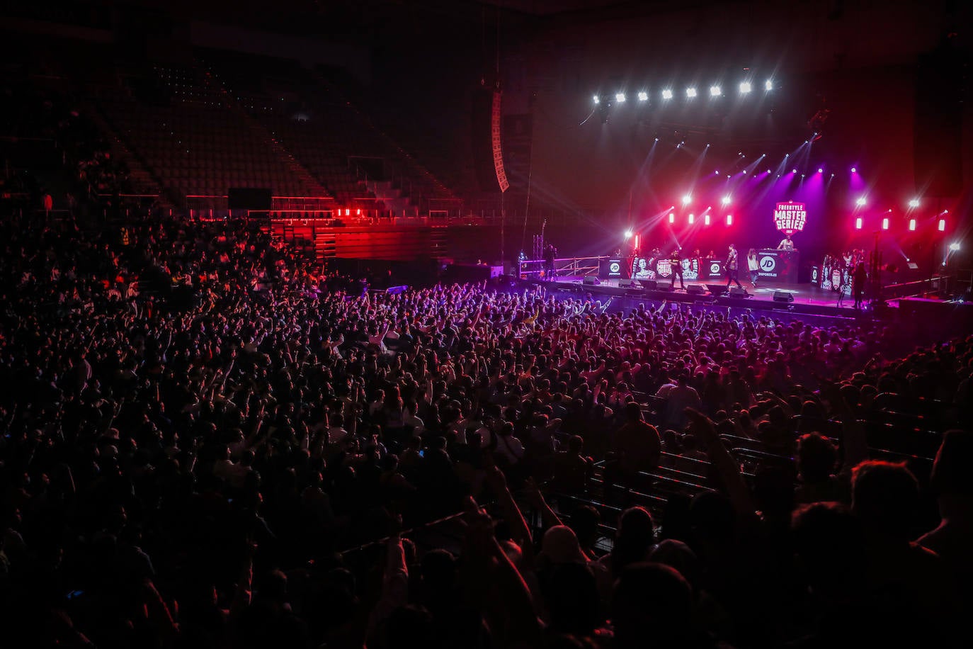 Lleno en el Palacio con la FMS.