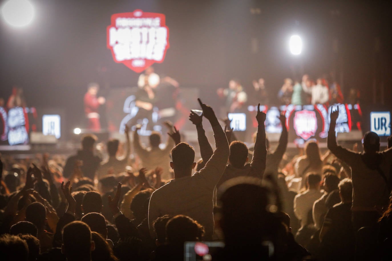 Lleno en el Palacio con la FMS.