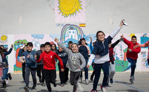 Andalucía se pronuncia sobre la retirada de las mascarillas en las aulas