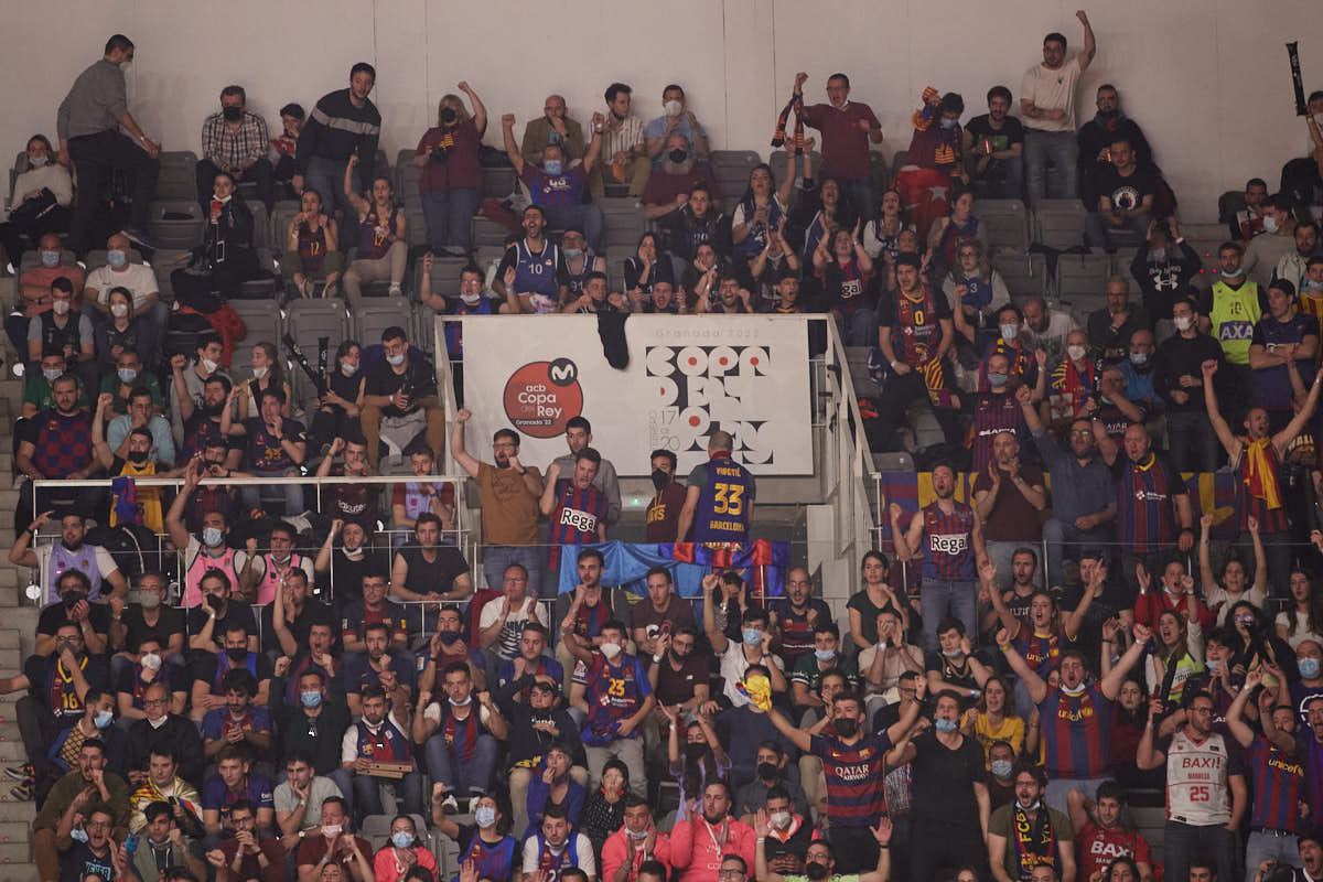 Las imágenes de las gradas del Palacio de los Deportes de Granada en el último encuentro de cuartos de final