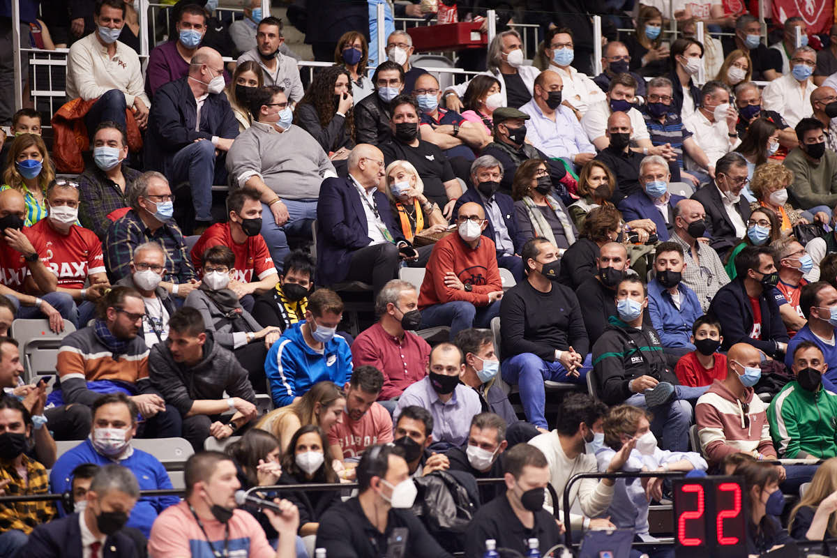 Las imágenes de las gradas del Palacio de los Deportes de Granada en el último encuentro de cuartos de final