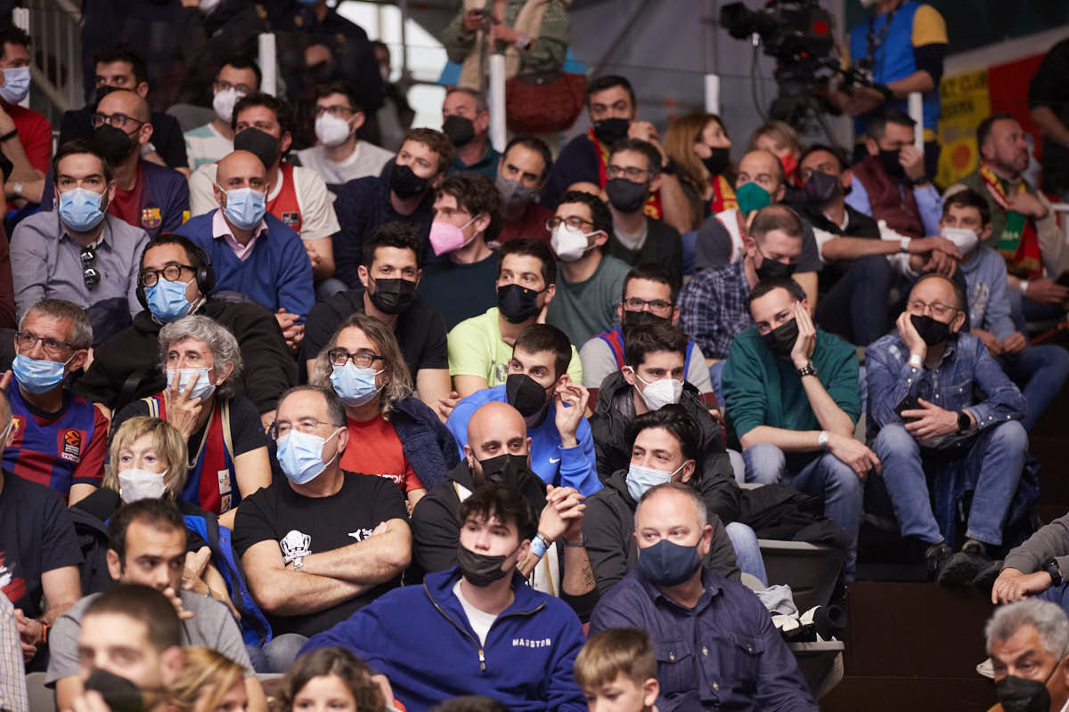 Las imágenes de las gradas del Palacio de los Deportes de Granada en el último encuentro de cuartos de final