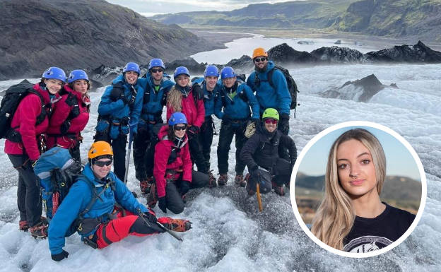 Candela junto a la expedición de Desafío Ártico en Islandia y a la derecha en su casa de Íllora. 