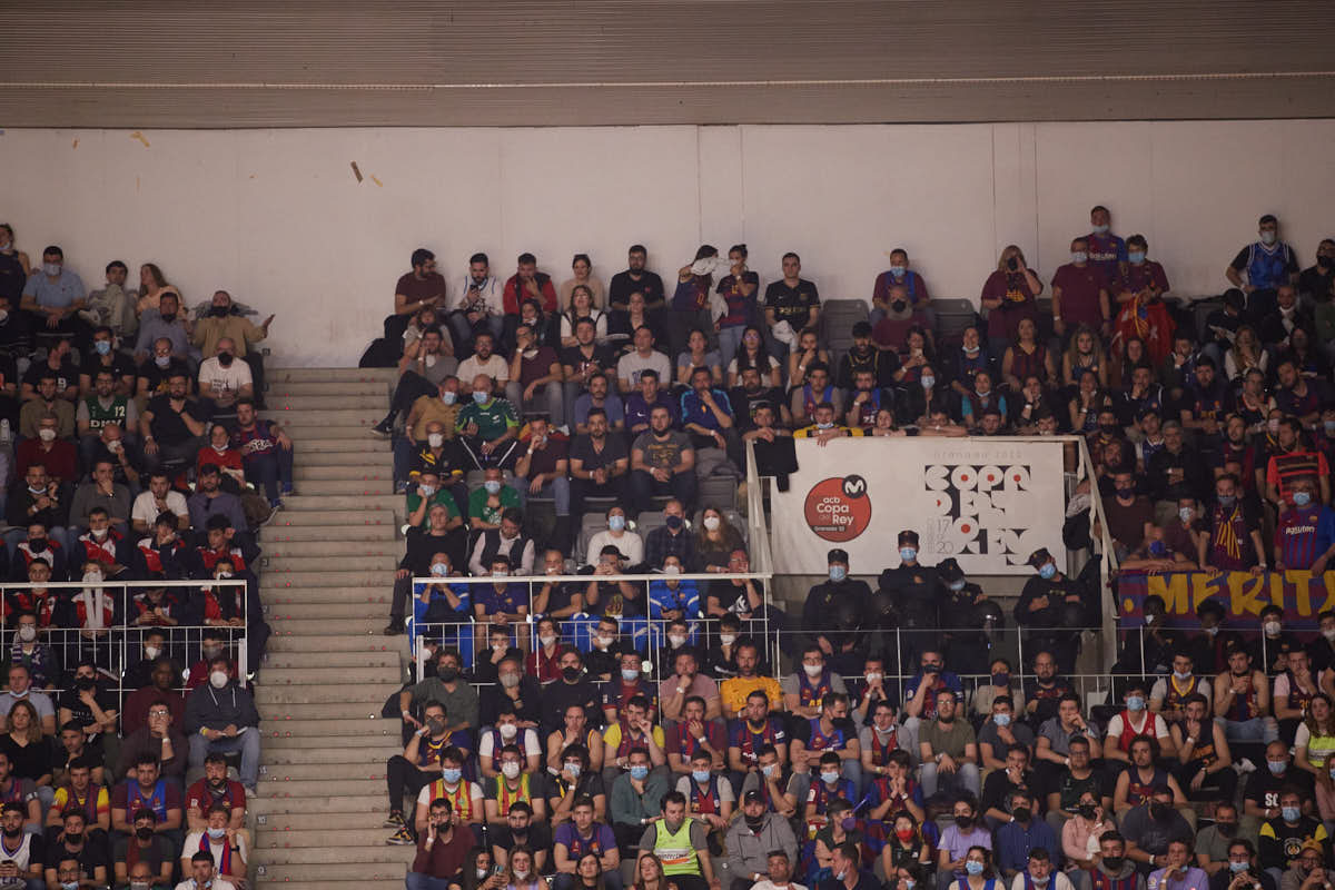 ¿Has estado viendo in situ el gran clásico del basket en Granada? Aquí puedes verte en tu localidad