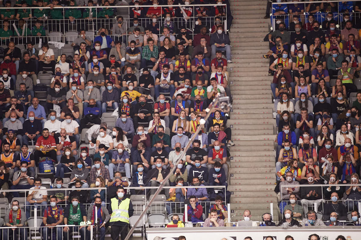 ¿Has estado viendo in situ el gran clásico del basket en Granada? Aquí puedes verte en tu localidad