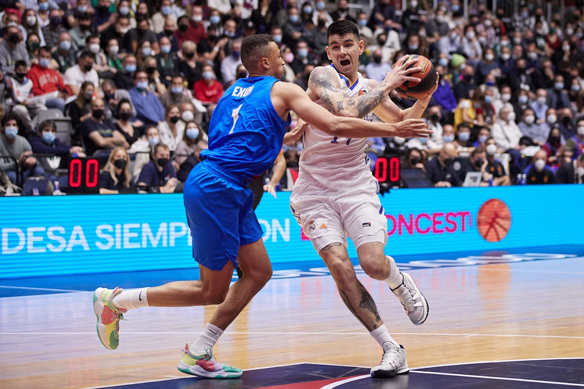 Las mejores imágenes del partido celebrado en el Palacio de los Deportes de Granada