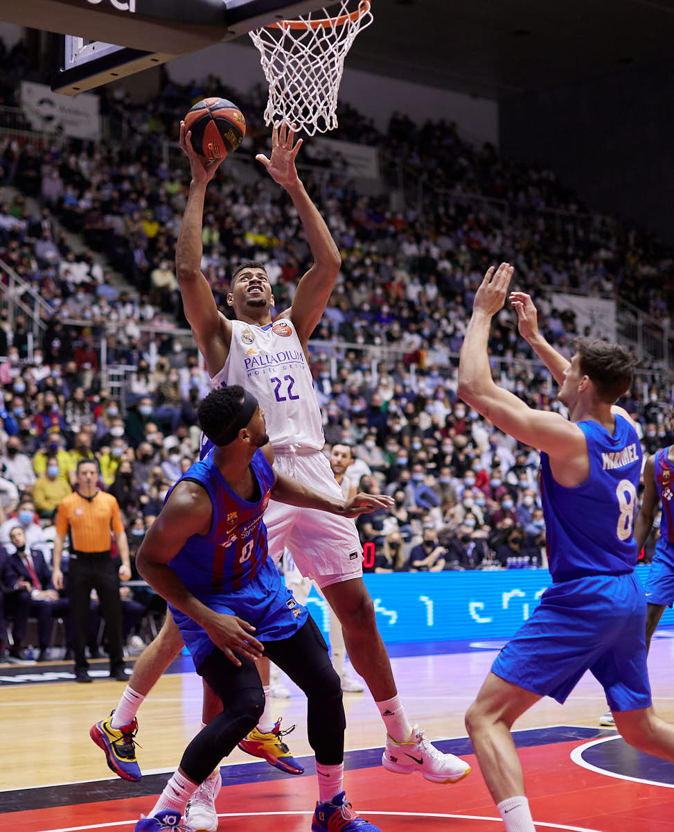 Las mejores imágenes del partido celebrado en el Palacio de los Deportes de Granada