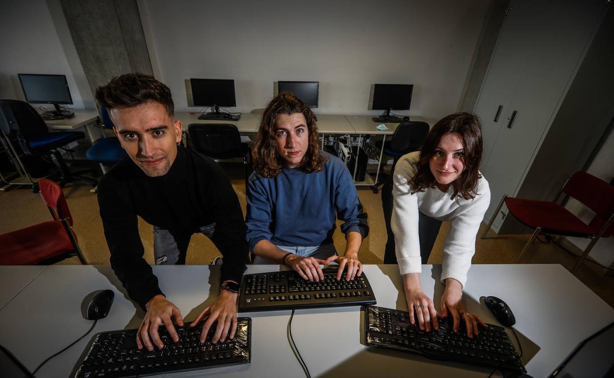 Jose Luis Quiles, David Gil y Yana Zaeva. 