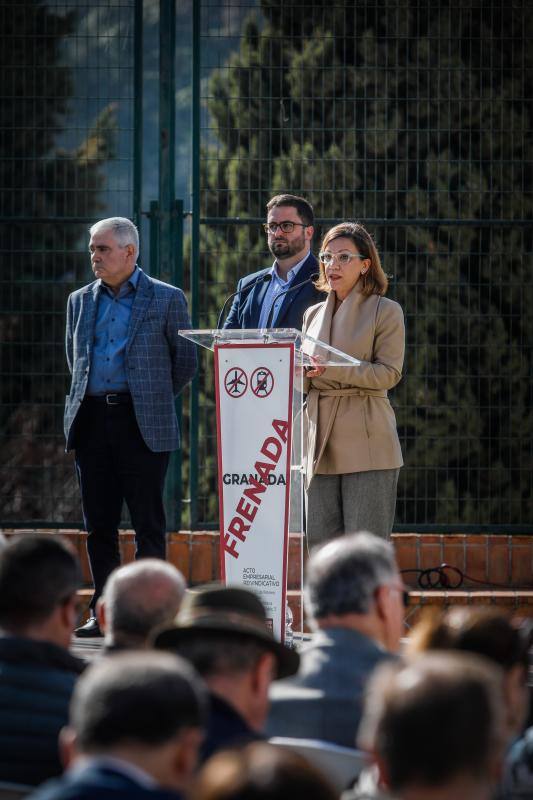 Enrique Gil, Javier Rubiño e Inmaculada Moreno. 