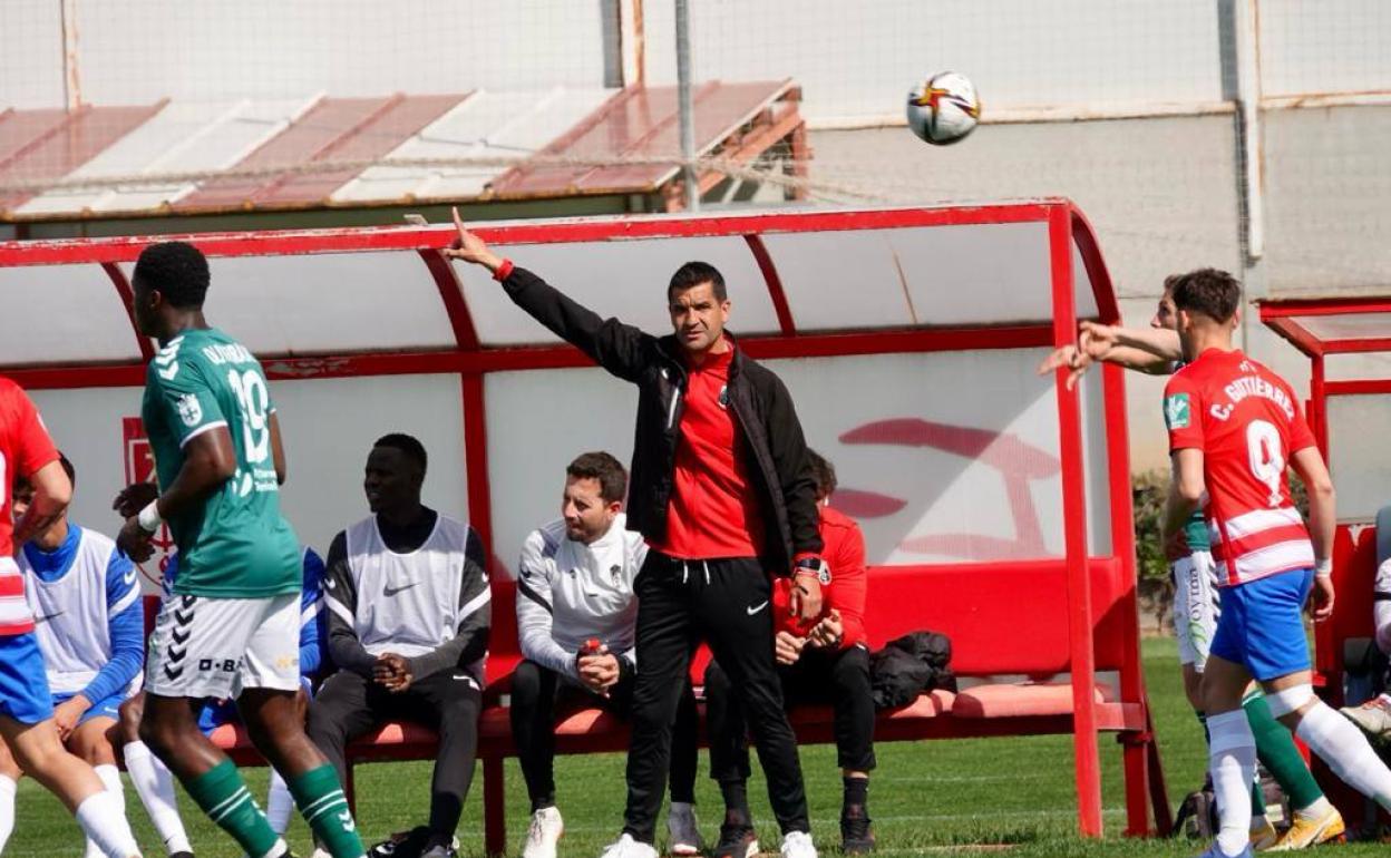 Rubén Torrecilla, durante el partido del filial. 