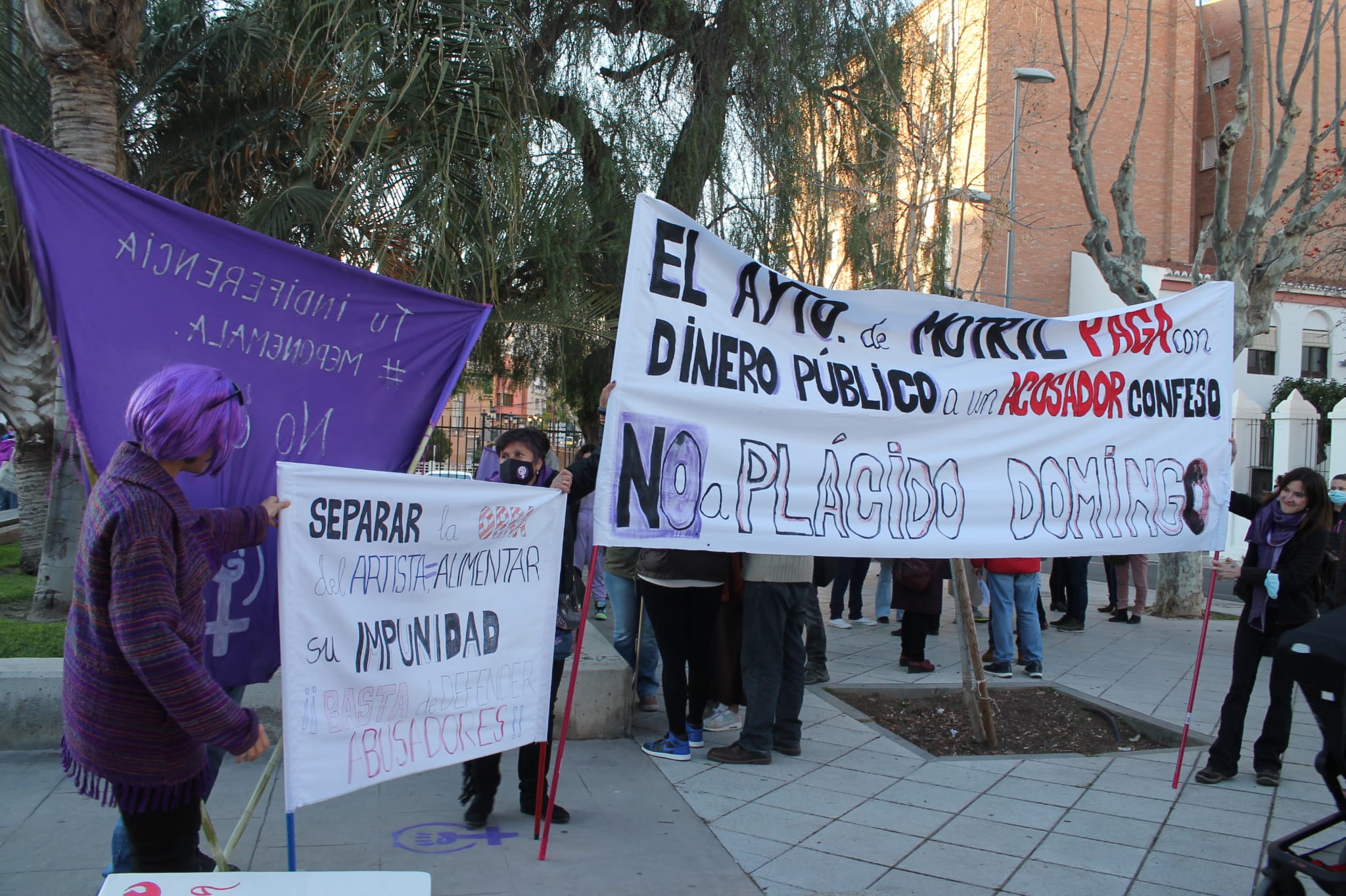 Fotos: El feminismo se echa a la calle en Motril