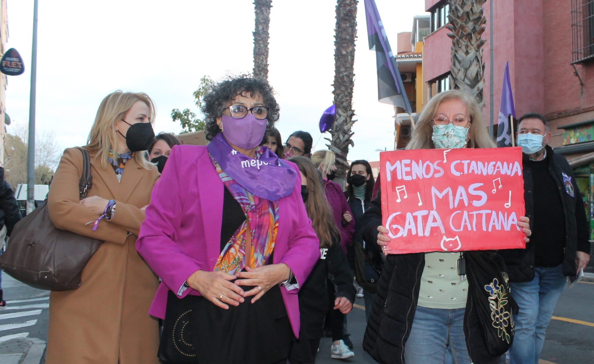 Fotos: El feminismo se echa a la calle en Motril