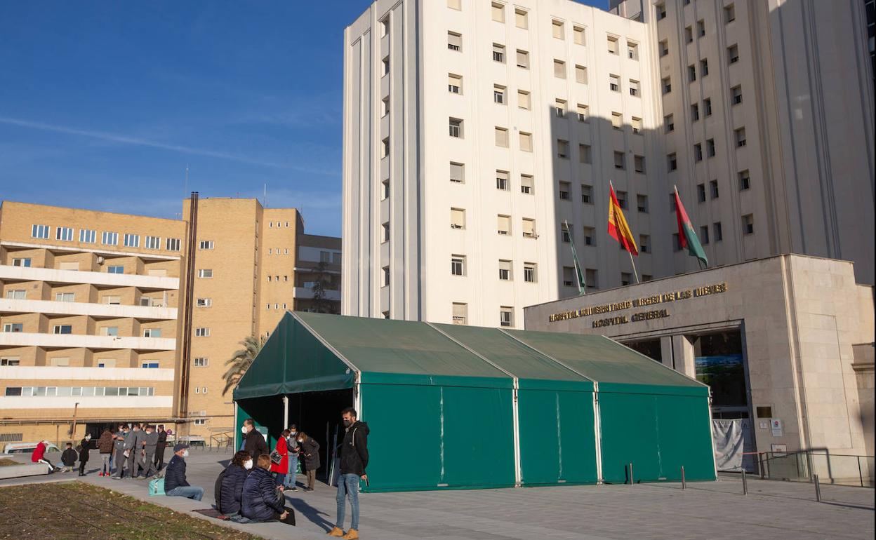 El hospital Virgen de las Nieves. 