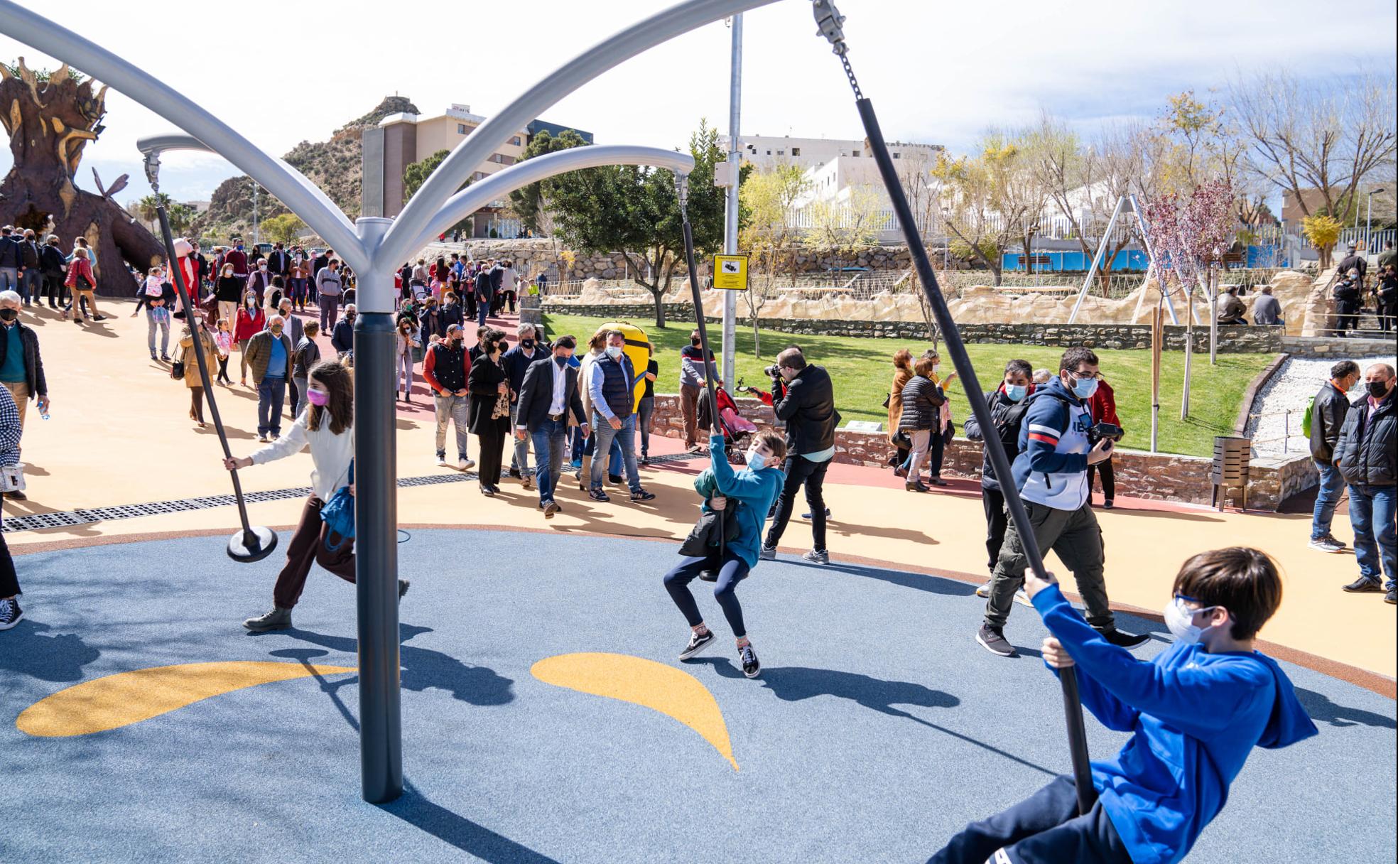 Vecinos y visitantes disfrutaron ayer de la jornada inaugural.