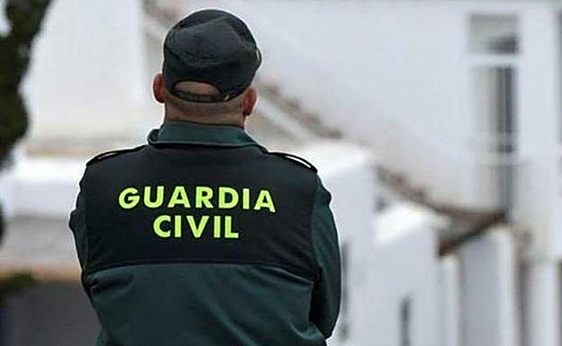 Cae una red criminal que ha estafado 55.000 euros a 18 personas en la provincia de Granada 