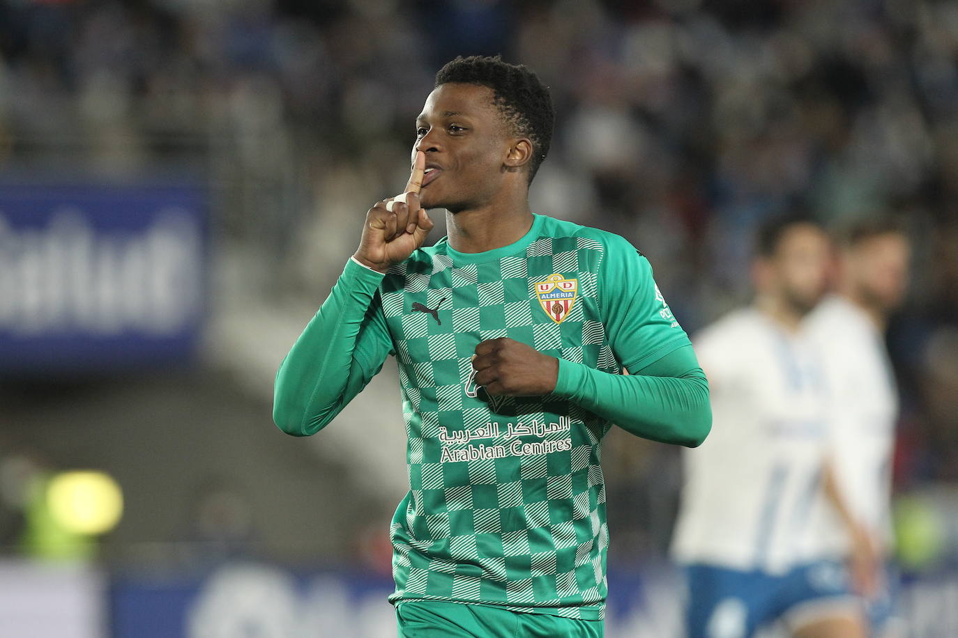 Largie Ramazani manda callar a la grada del Heliodoro Rodríguez López con su gol. 