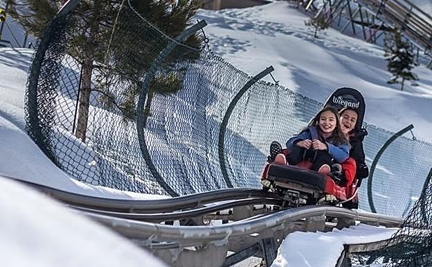 Film Symphony Orchestra.