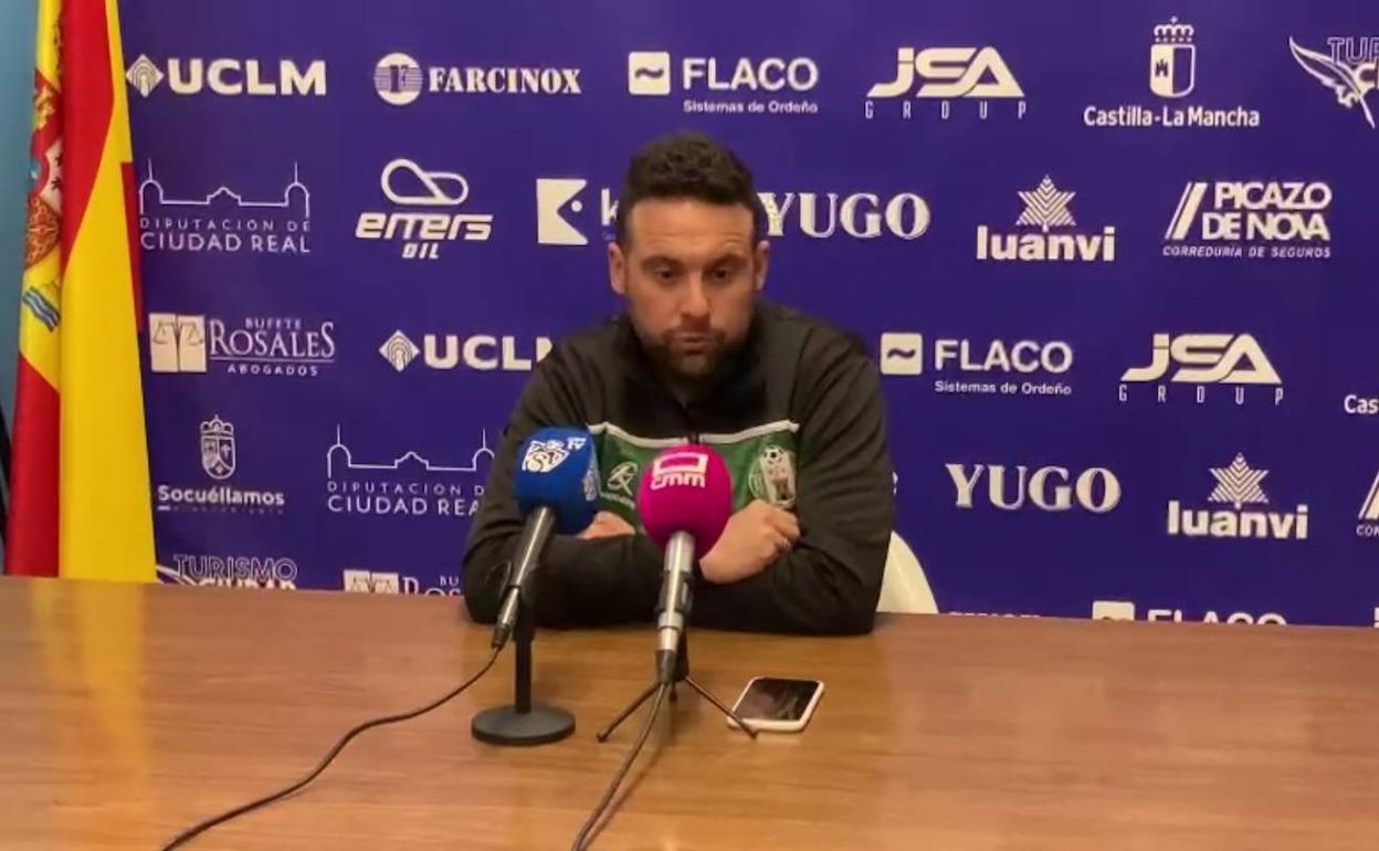 Pedro Bolaños en la rueda de prensa del Paquito Giménez.