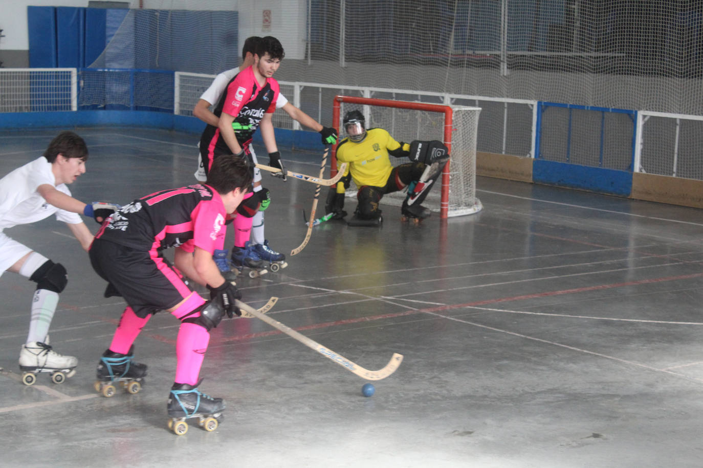 Acción de ataque del CHP Cájar en su partido con el Irlandesas. 