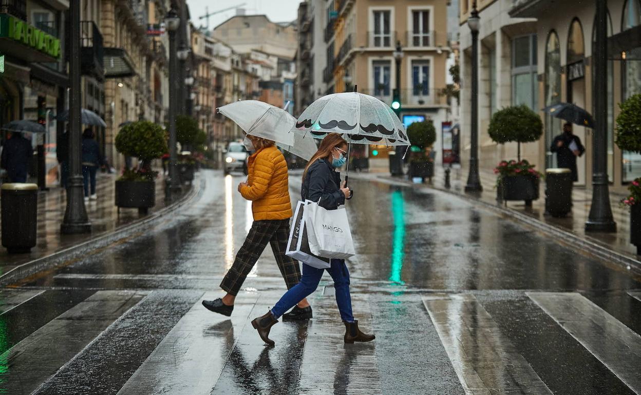 Mezcla de lluvia de barro, agua y más calima en Andalucía para esta semana