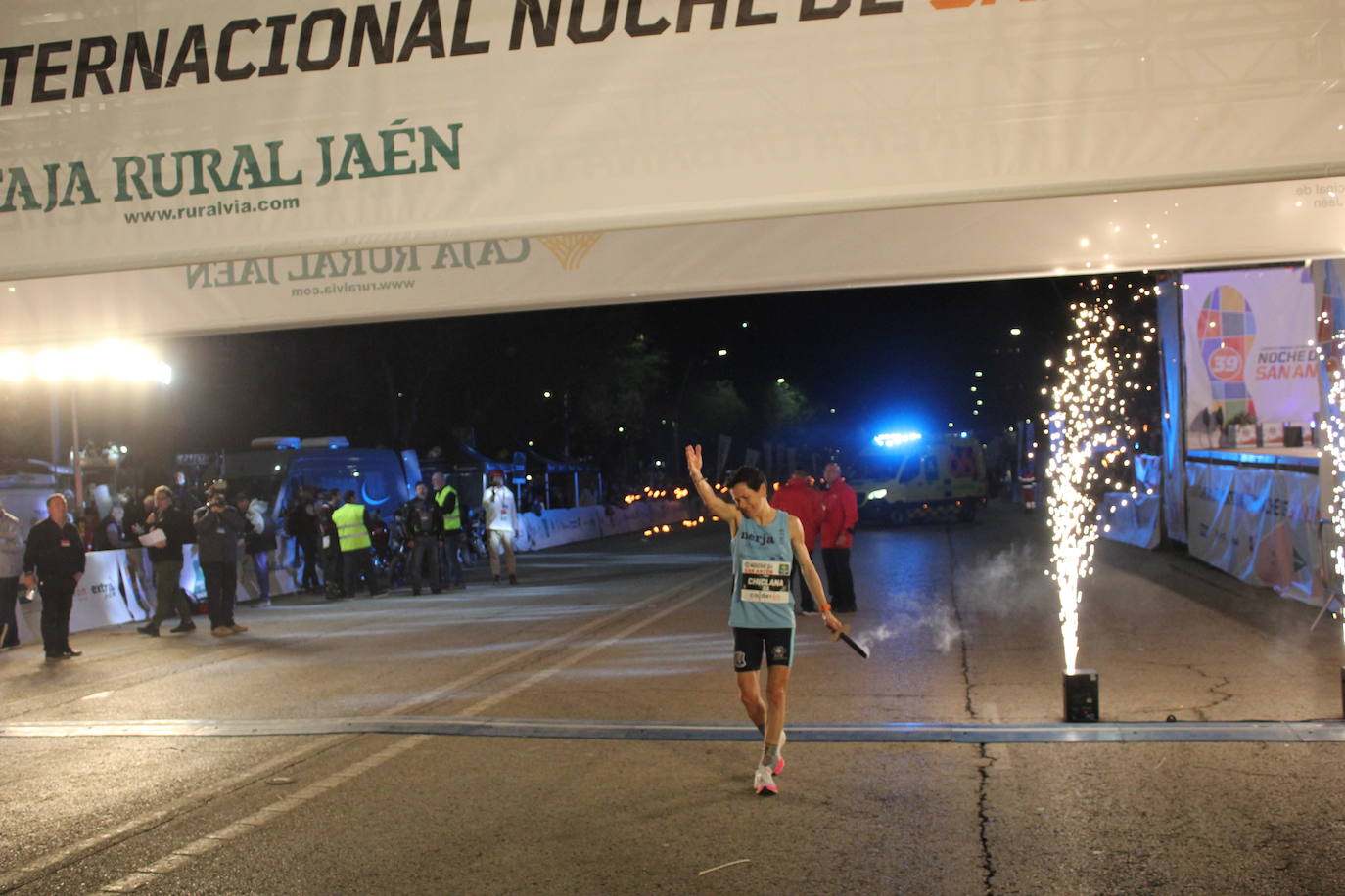Ambiente en las calles de Jaén durante la carrera de San Antón