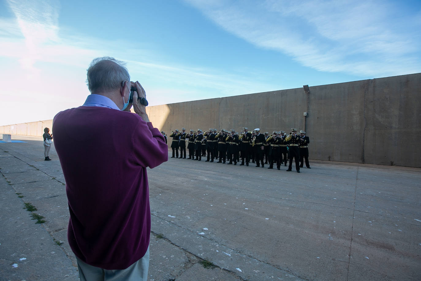 Llegada del Crucero Spirit of Discovery a la dársena motrileña, con 620 pasajeros y 459 tripulantes