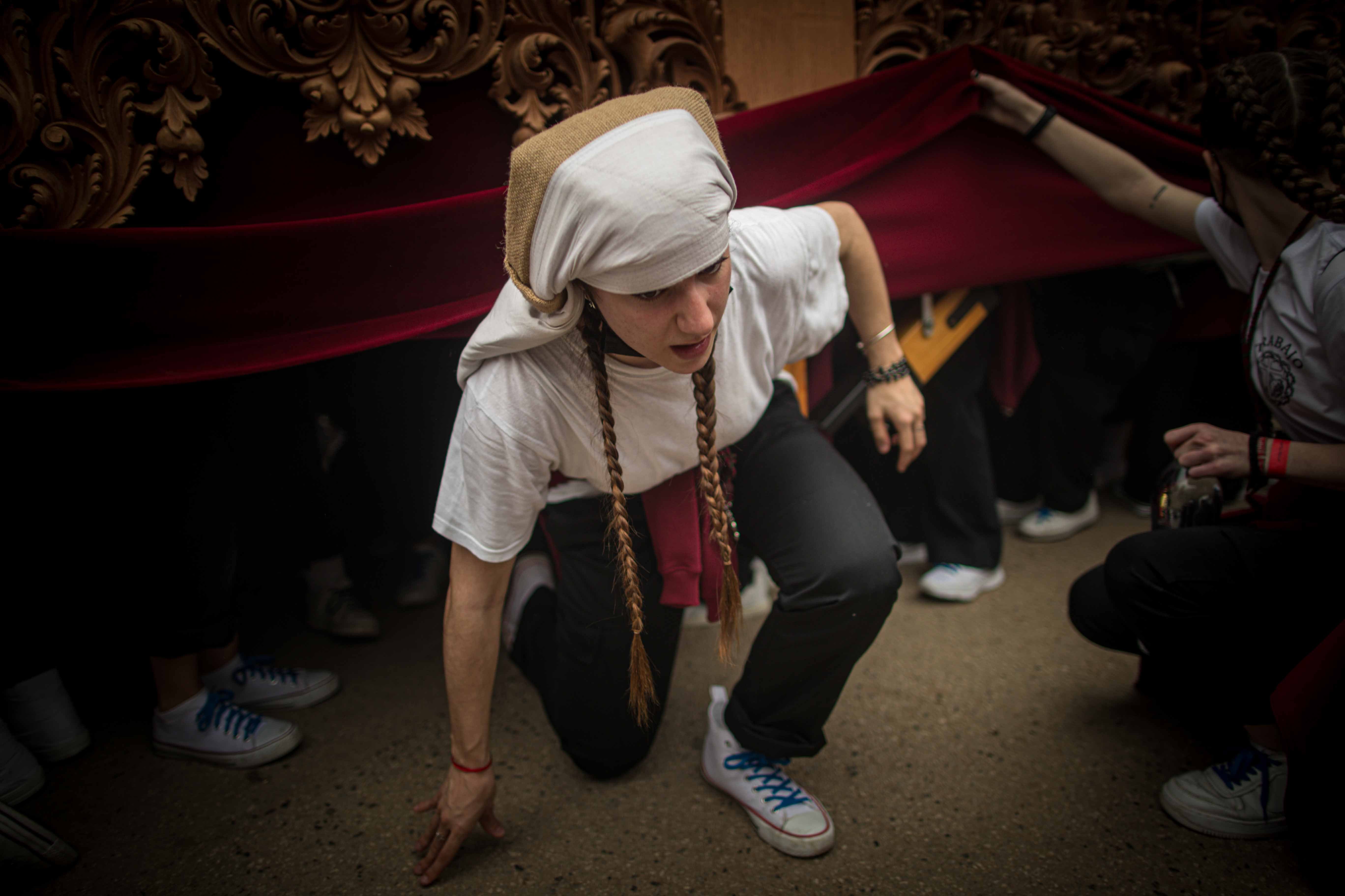 La zaidinera ha sido la primera hermandad en hacer su estación de penitencia este Lunes Santo