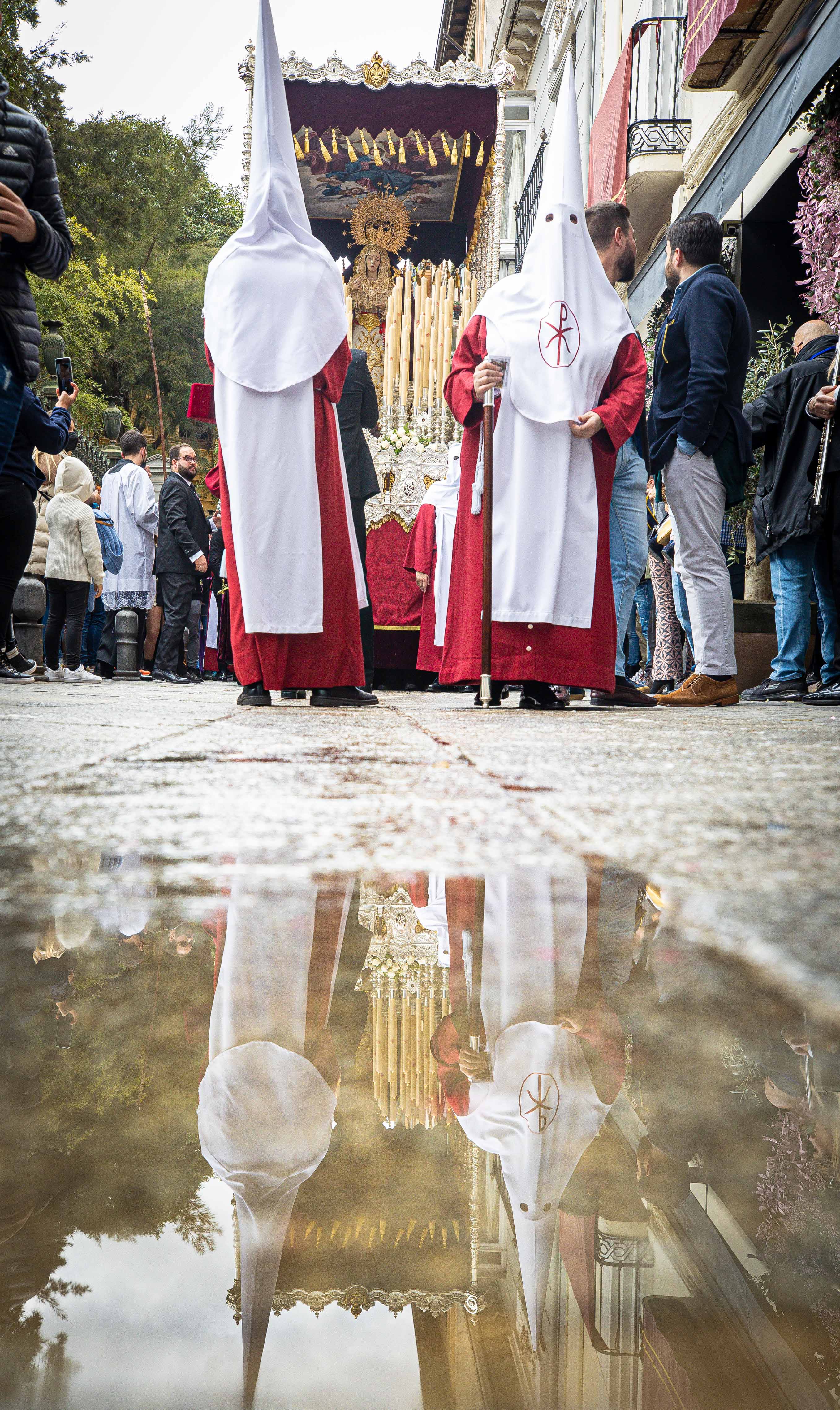 Las mejores imágenes del cortejo que acompaña al Cristo de la Meditación y Nuestra Señora de Los Remedios