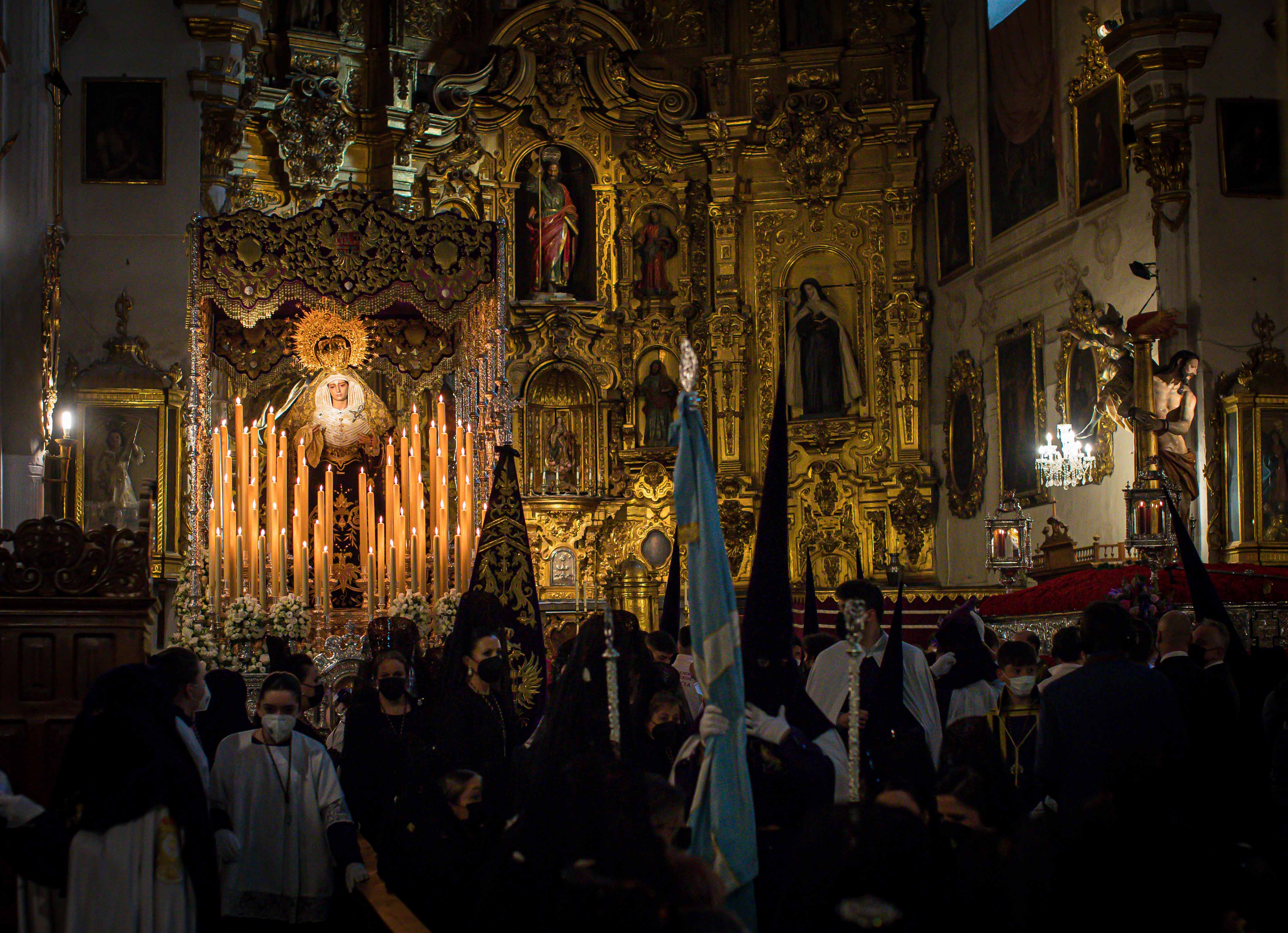 Paciencia y Penas por el centro de Granada