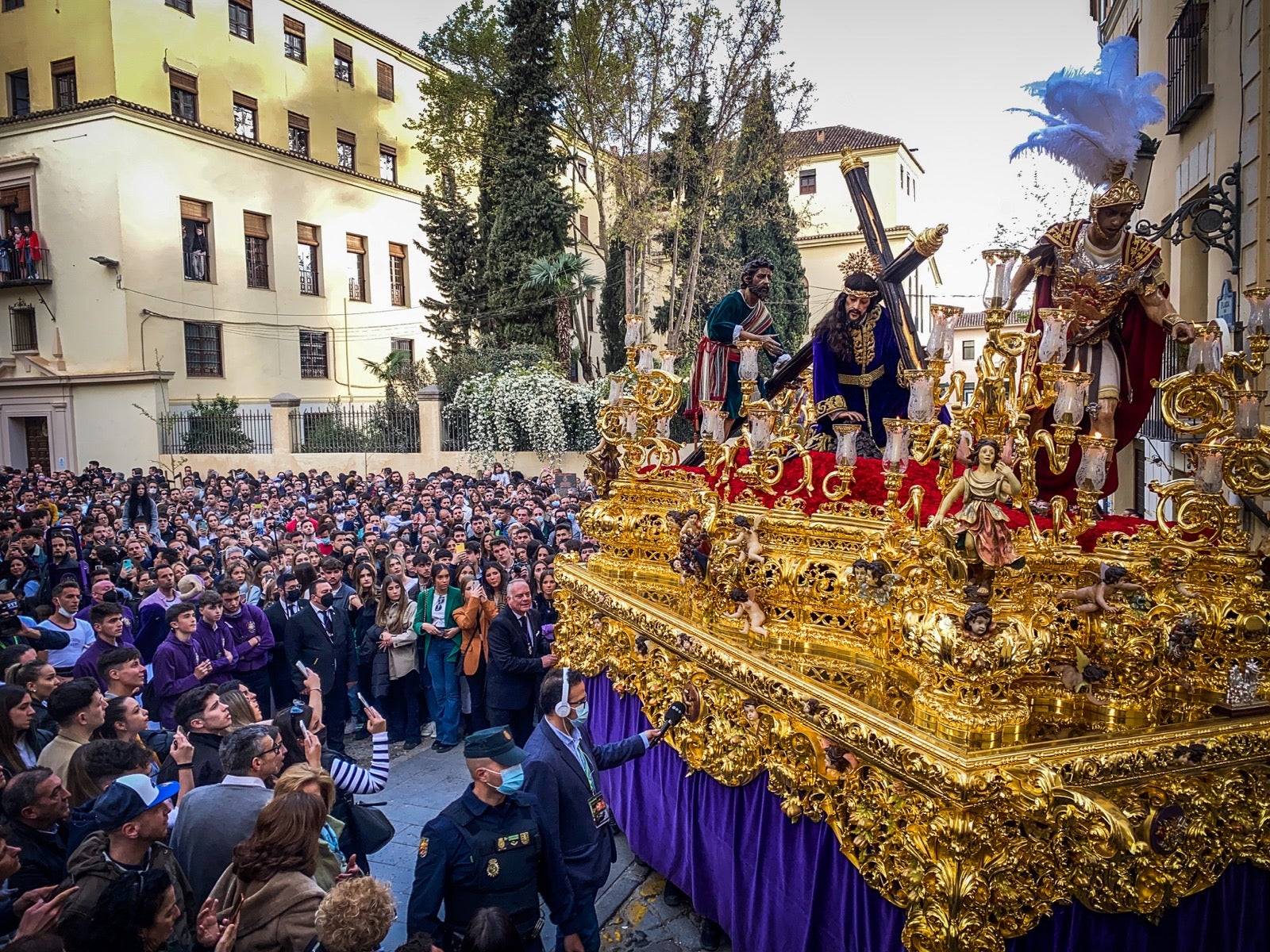 El Rosario y su cortejo se imponen en el Realejo