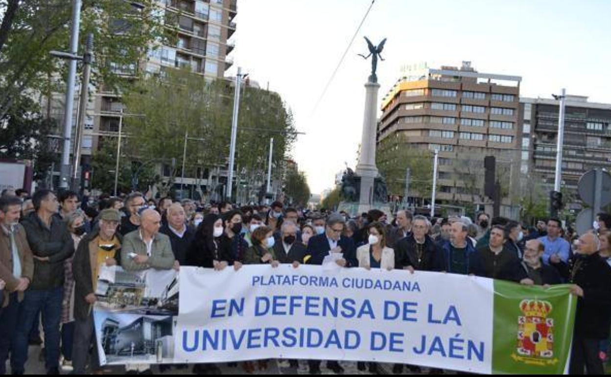 Concentración de protesta del pasado día 7, en defensa de la financiación futura de la UJA. 