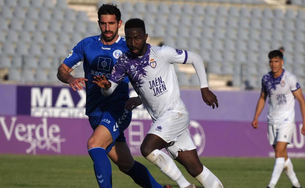 En el último partido en La Victoria el Real Jaén venció al Palo por 1-0. 