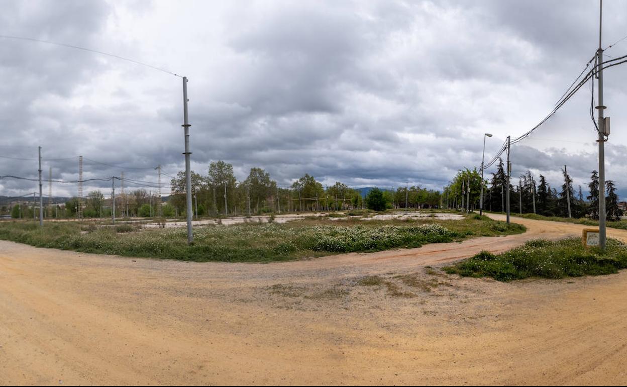 Panorámica de los terrenos del recinto ferial en Almanjáyar.