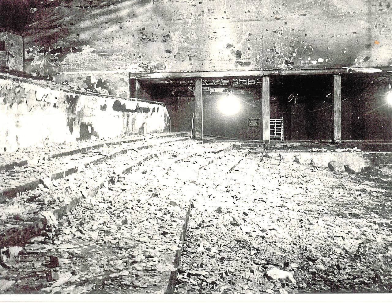 Imagen del auditorio Manuel de Falla tras el incendio. 