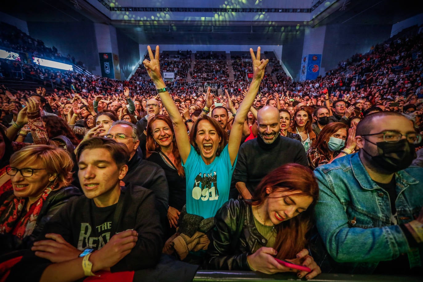 Lleno en el Palacio de los Deportes y entusiasmo a raudales.