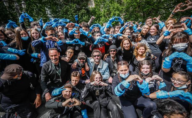 Imagen principal - Granada | 300 niños mutantes toman Bibrrambla por un mundo mejor