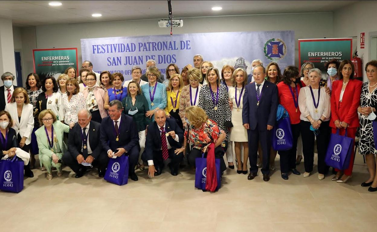 Homenaje a los «cuidadores de la salud de la población» | Ideal