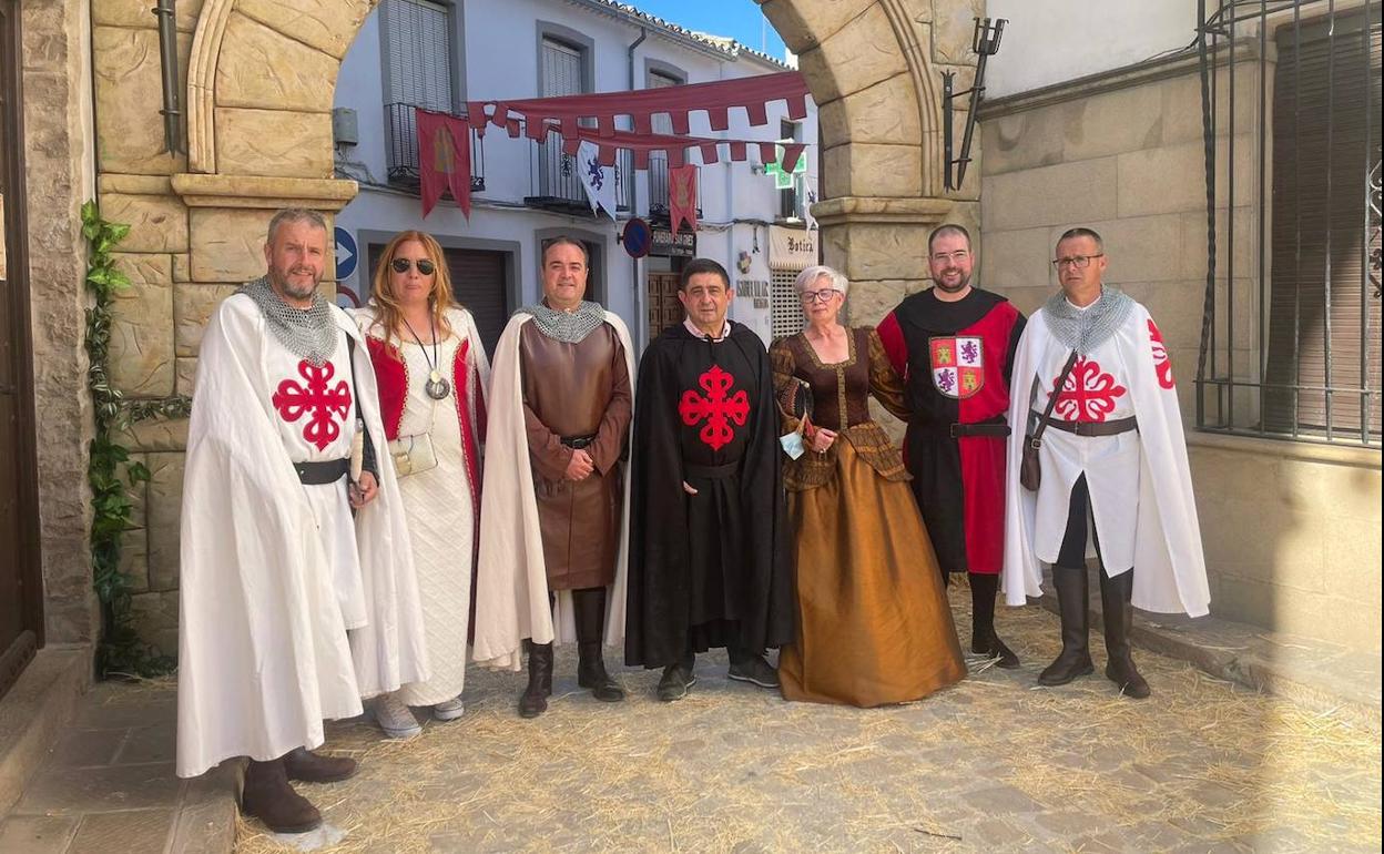 Visita del presidente de la Diputación a Sabiote en las Fiestas del Medievo.