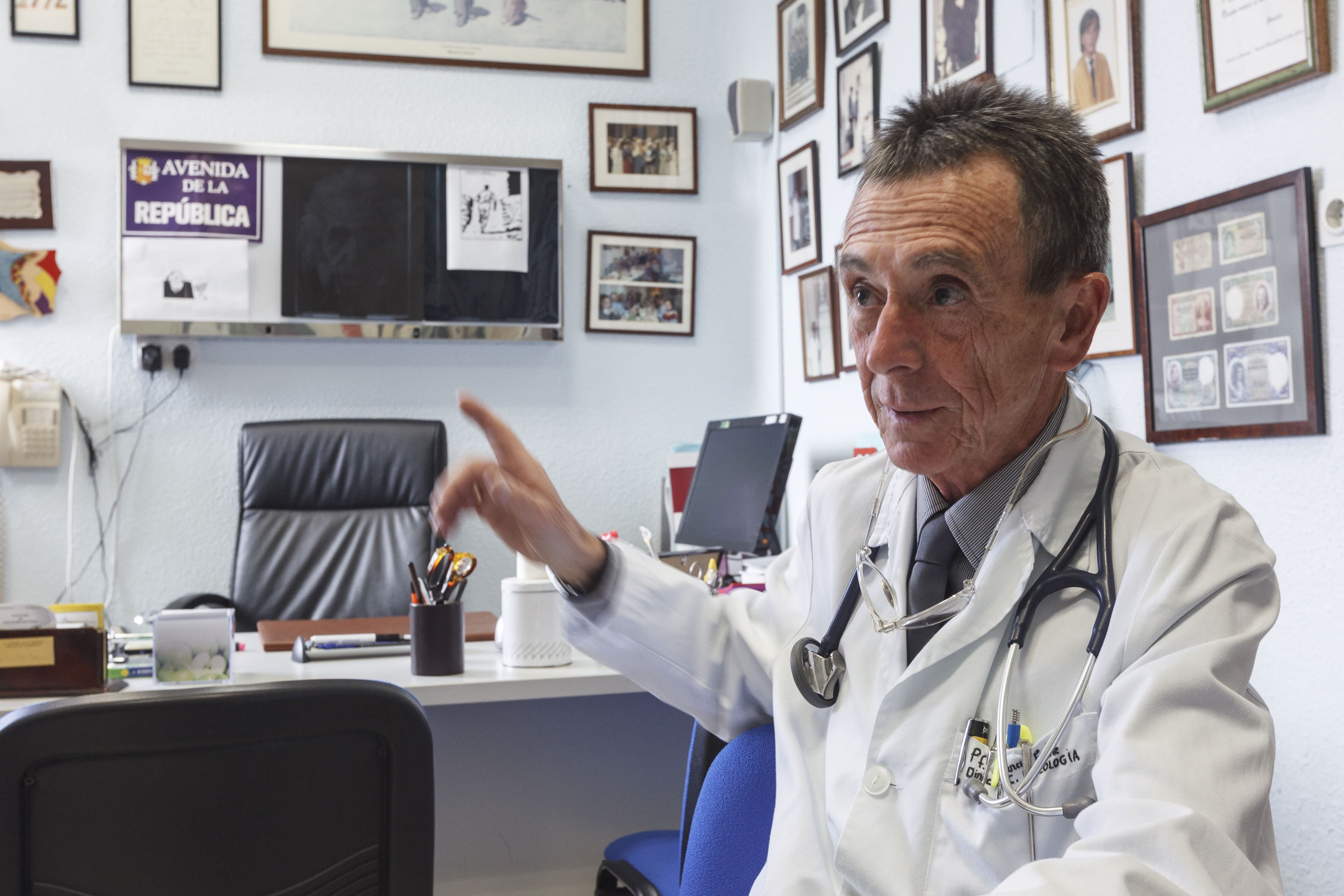 El doctor José Luis García Puche, durante un entrenvista concedida a IDEAL en 2015.