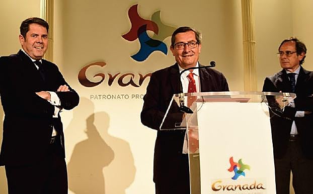 De izquierda a derecha, Gerardo Cuerva, José Entrena y Julio Rodríguez