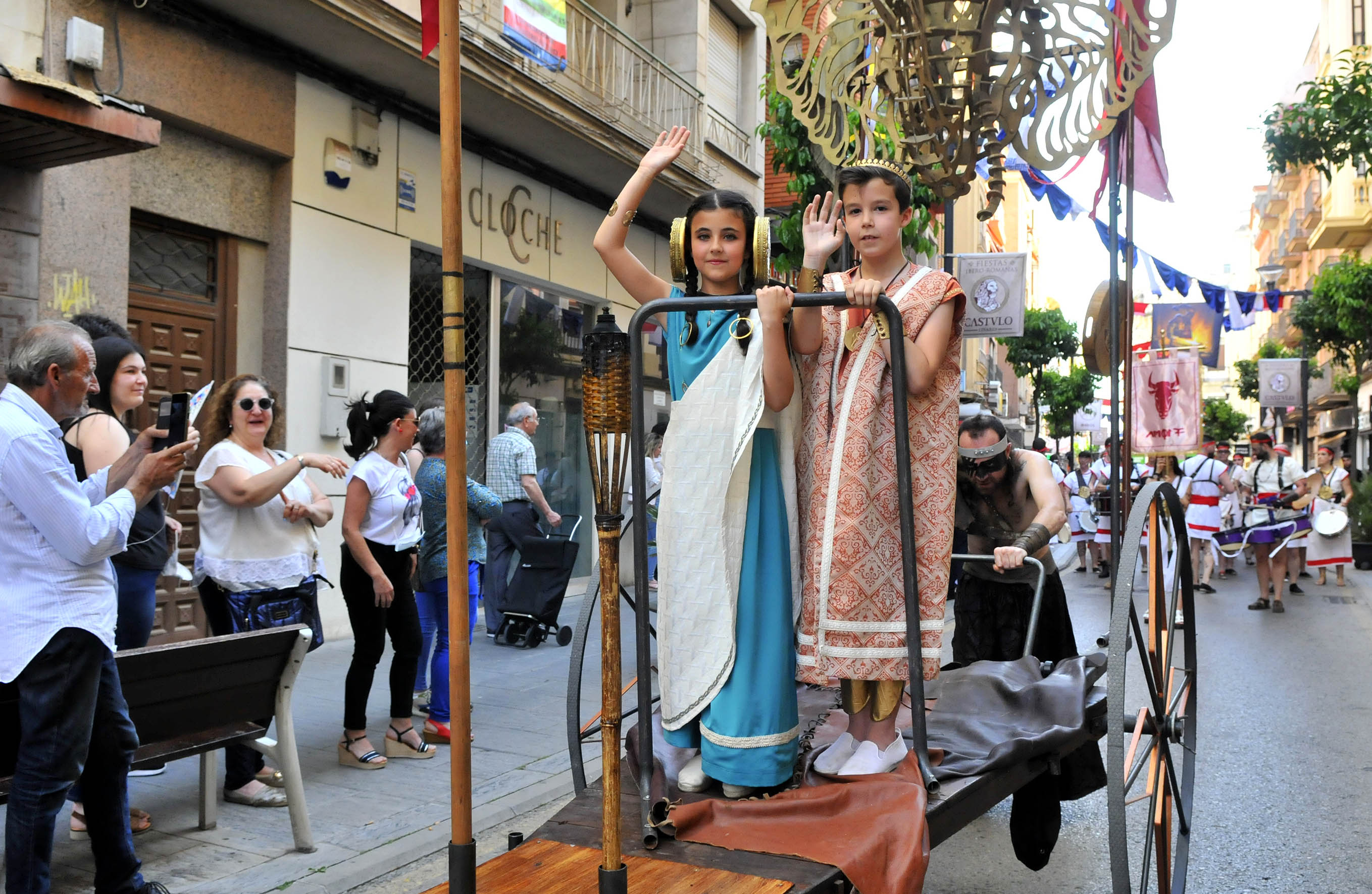Linares lo pasa en grande con sus fiestas romanas.