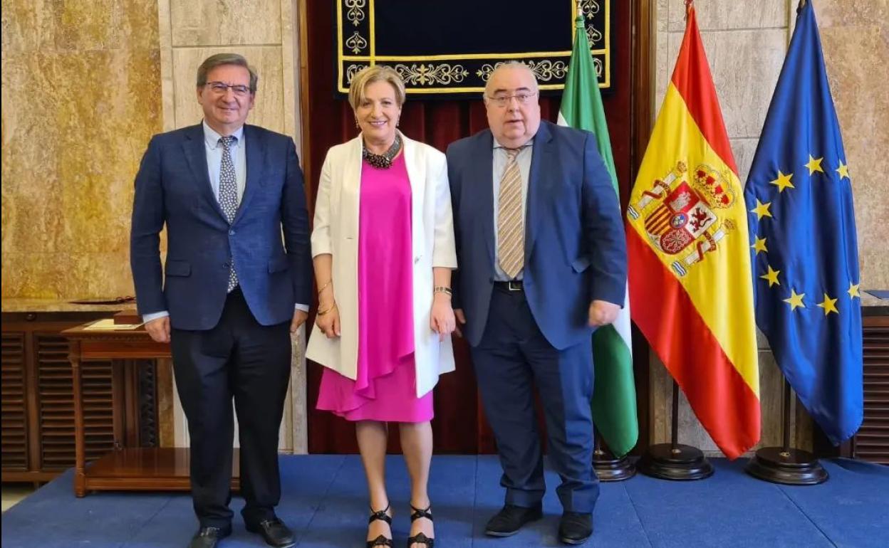 Fernando Martínez, María Lourdes Molina y Tontxu Rodríguez. I